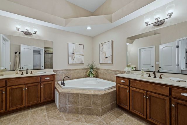 1715 Amelia Court, Naperville, IL 60565