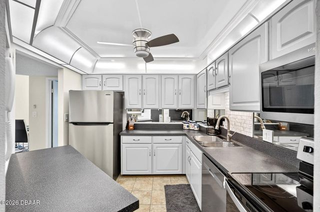 935 N Halifax Ave Apt 1106, Daytona Beach, FL 32118