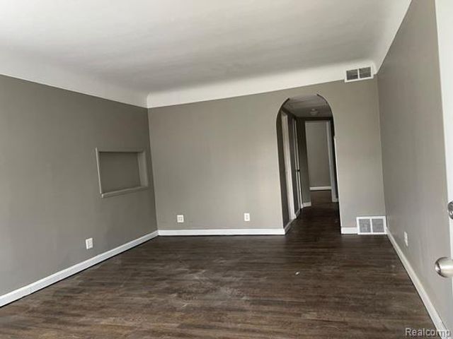 8909 Burt Road, Detroit, MI 48228
