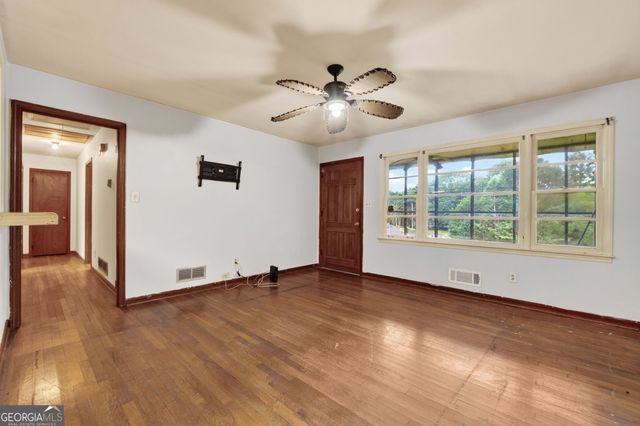 455 Senoia Road, Tyrone, GA 30290