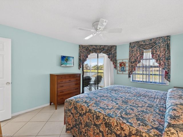 413 Augusta BLVD 206, Naples, FL 34113