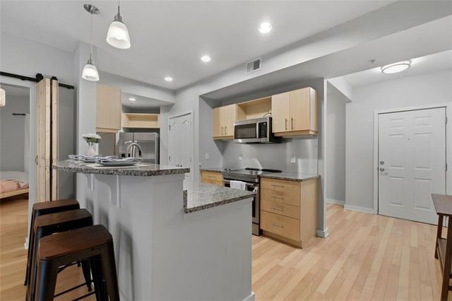 390 17th Street NW 3038, Atlanta, GA 30363