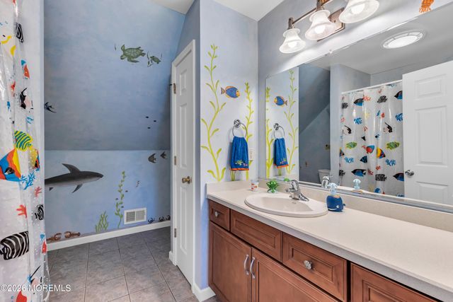 6 Virginia Avenue, Hazlet, NJ 07730