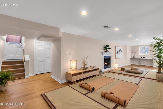 6 Virginia Avenue, Hazlet, NJ 07730