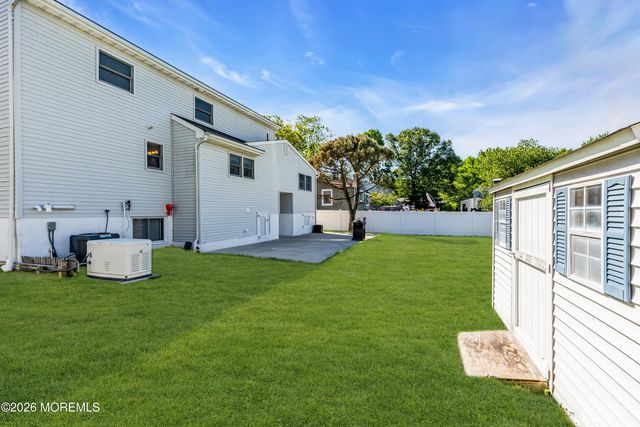 6 Virginia Avenue, Hazlet, NJ 07730