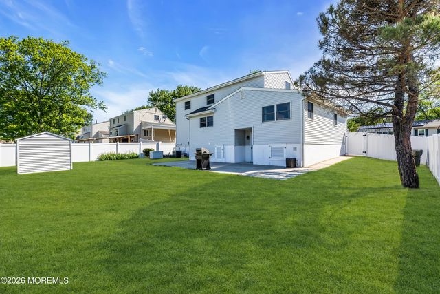 6 Virginia Avenue, Hazlet, NJ 07730