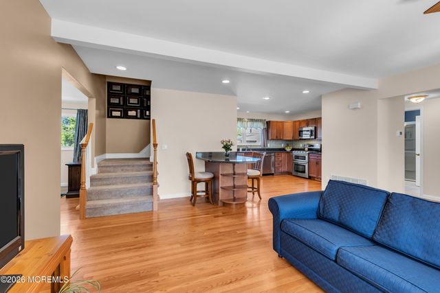 6 Virginia Avenue, Hazlet, NJ 07730