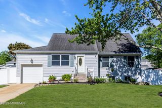 6 Virginia Avenue, Hazlet, NJ 07730