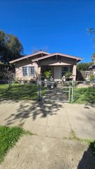 505 E Oak St, Lodi, CA 95240