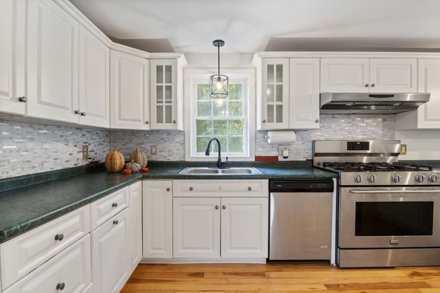 26 Kacie Lane, Danville, NH 03819