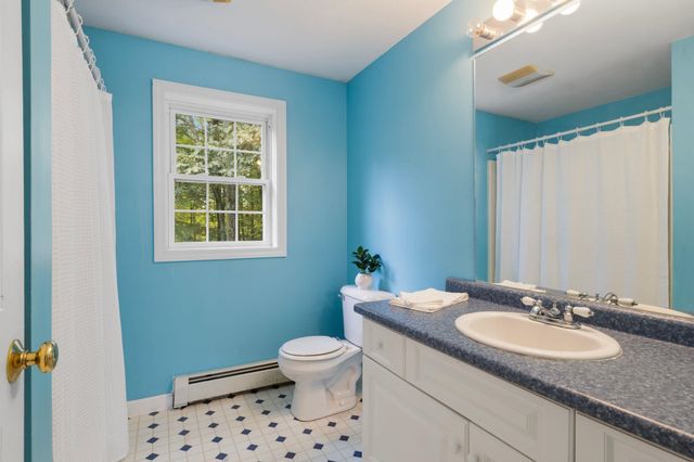 26 Kacie Lane, Danville, NH 03819