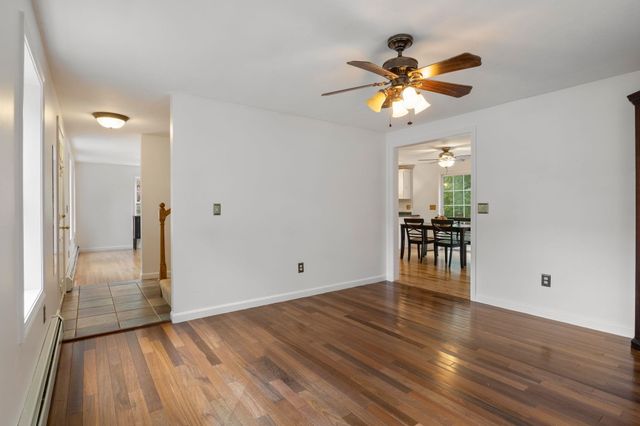 26 Kacie Lane, Danville, NH 03819