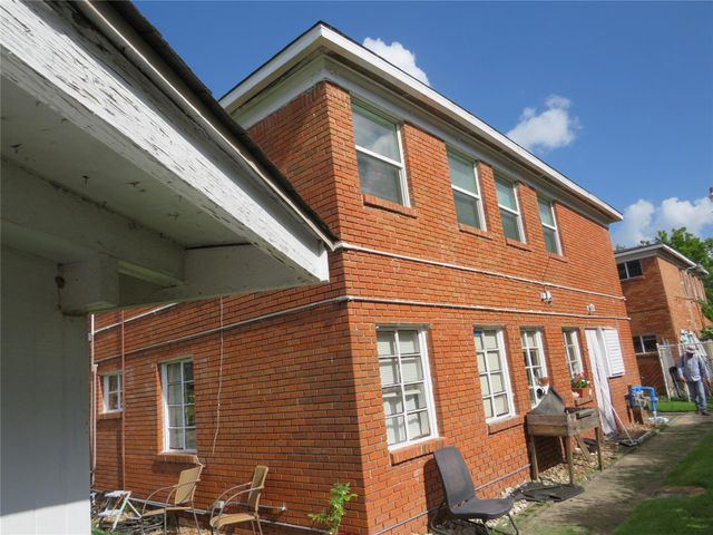 5804 Newcastle Street 2, Bellaire, TX 77401
