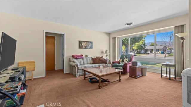 941 W Yale Street, Ontario, CA 91762