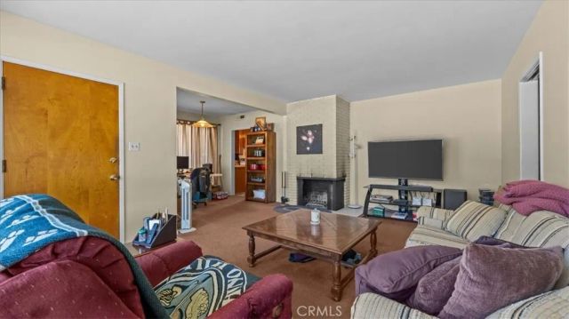 941 W Yale Street, Ontario, CA 91762