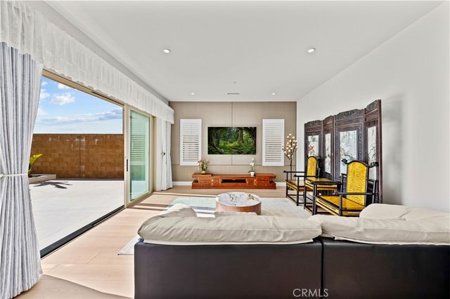 103 Eversedge, Irvine, CA 92618