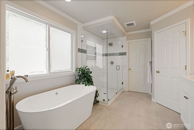 12118 198th Avenue NE, Woodinville, WA 98077