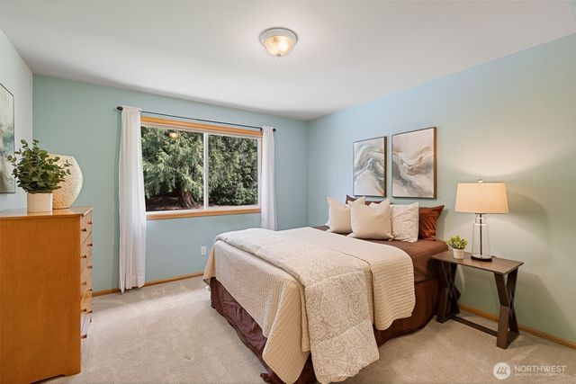 12118 198th Avenue NE, Woodinville, WA 98077