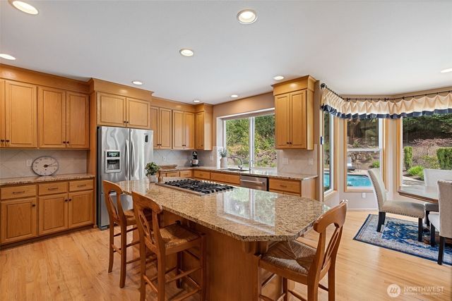 12118 198th Avenue NE, Woodinville, WA 98077