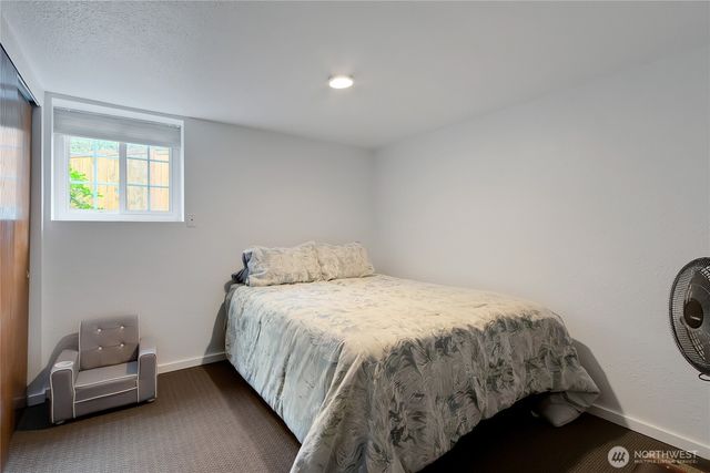 31203 2nd Avenue SW, Federal Way, WA 98023