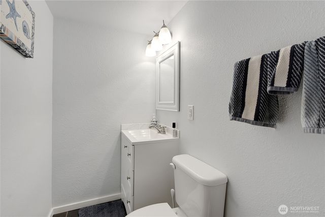 31203 2nd Avenue SW, Federal Way, WA 98023