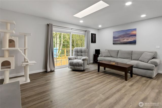 31203 2nd Avenue SW, Federal Way, WA 98023