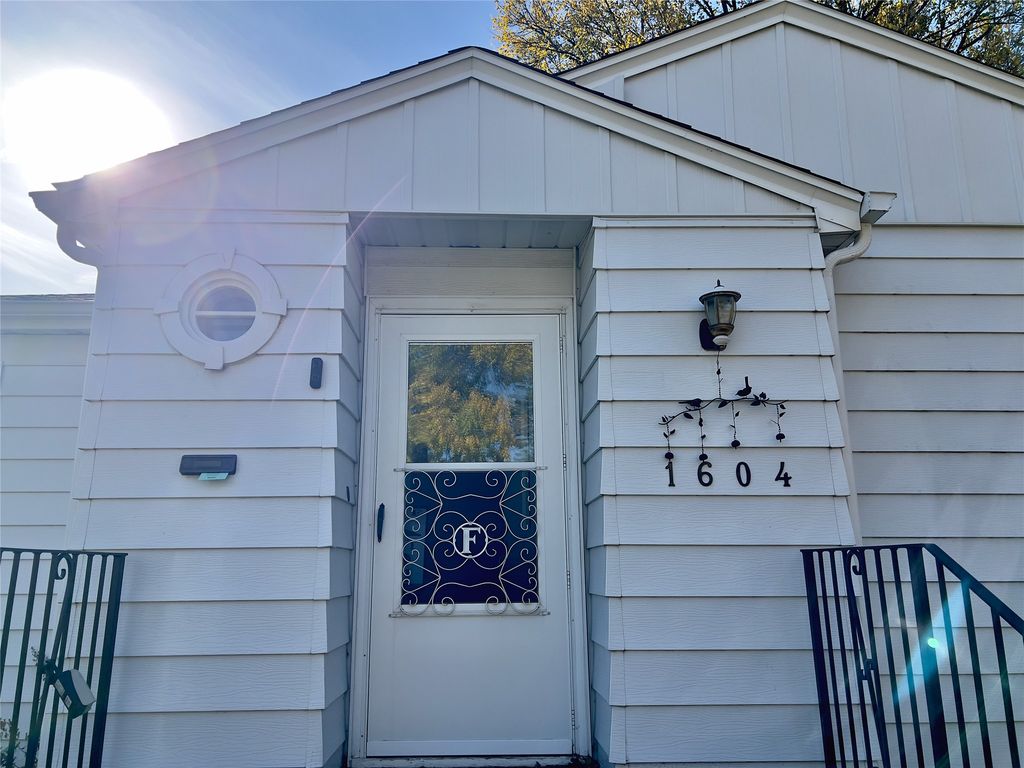 1604 1st Avenue S, Great Falls, MT 59401 photo 2