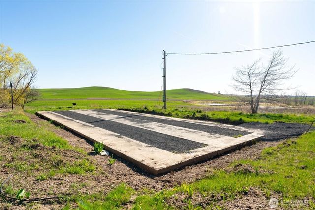 3514 E Watt Road, Spangle, WA 99031