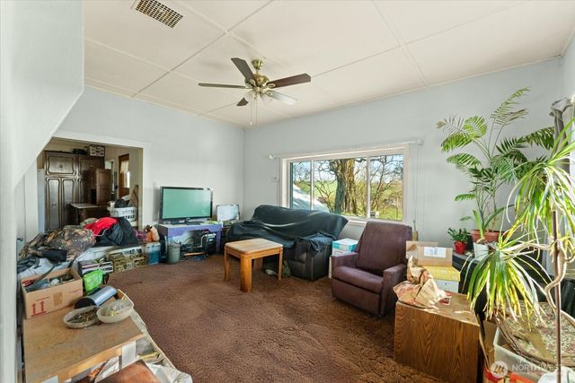3514 E Watt Road, Spangle, WA 99031