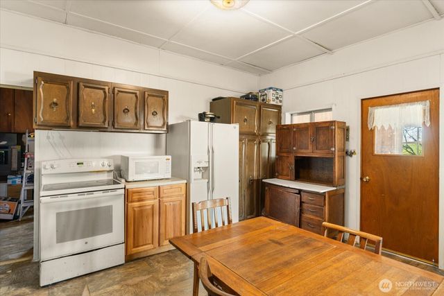 3514 E Watt Road, Spangle, WA 99031