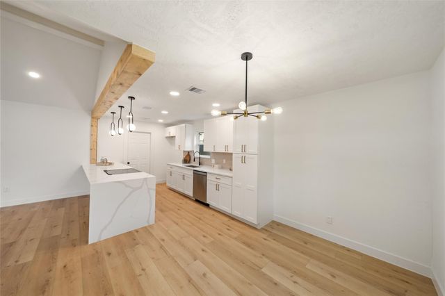 6234 Autumn Arbor Drive, Houston, TX 77092