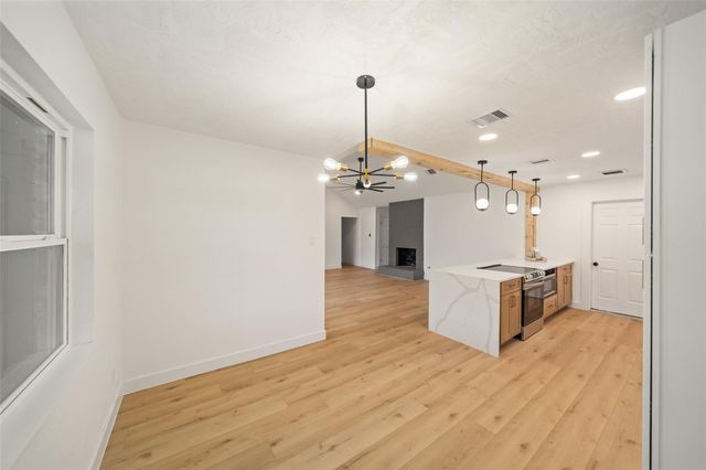 6234 Autumn Arbor Drive, Houston, TX 77092