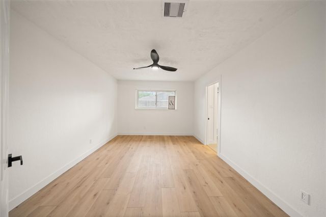 6234 Autumn Arbor Drive, Houston, TX 77092