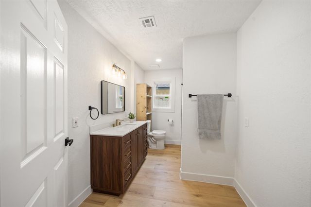 6234 Autumn Arbor Drive, Houston, TX 77092