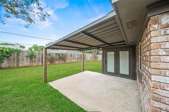 6234 Autumn Arbor Drive, Houston, TX 77092