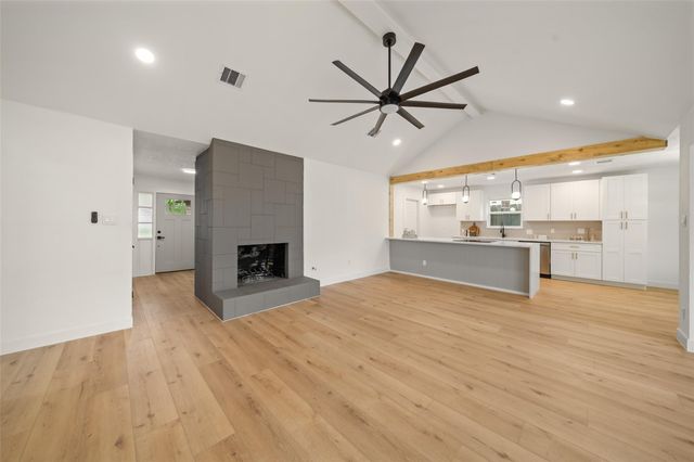 6234 Autumn Arbor Drive, Houston, TX 77092