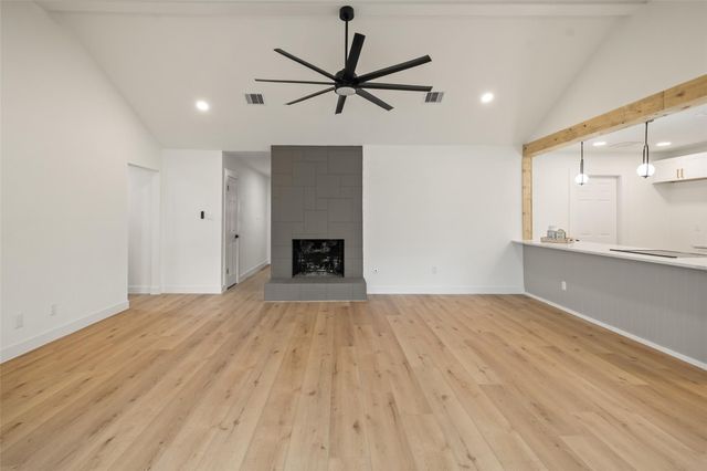 6234 Autumn Arbor Drive, Houston, TX 77092