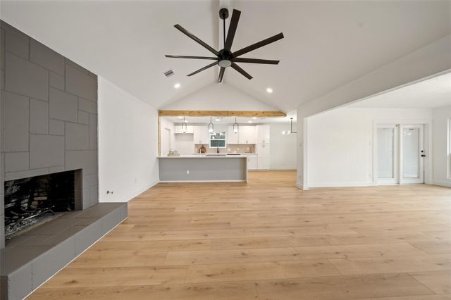 6234 Autumn Arbor Drive, Houston, TX 77092