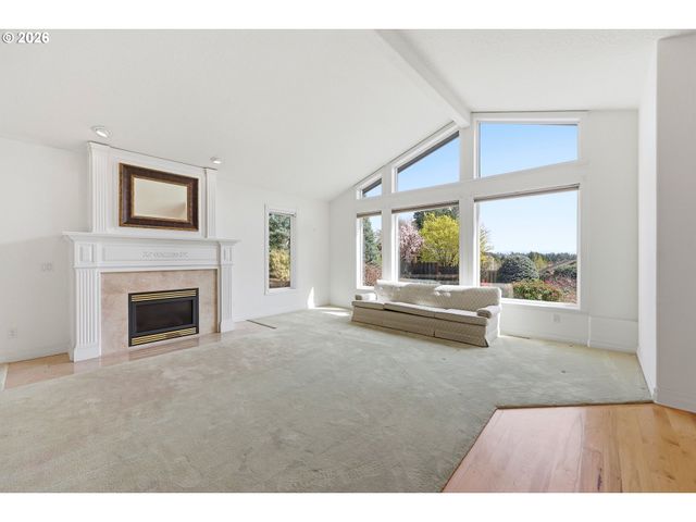 1611 Sw DICKINSON Ln, Portland, OR 97219