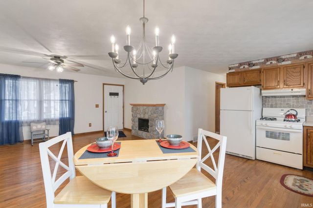 452 Miami Drive, Nappanee, IN 46550