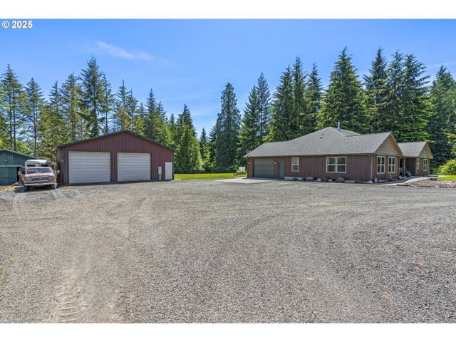 175 ELWOOD Rd, Castle Rock, WA 98611