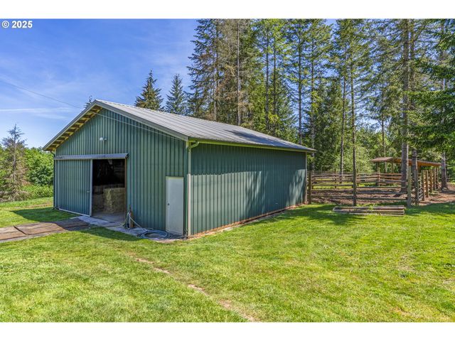 175 ELWOOD Rd, Castle Rock, WA 98611