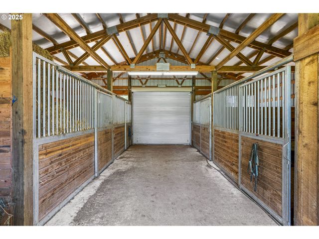 175 ELWOOD Rd, Castle Rock, WA 98611