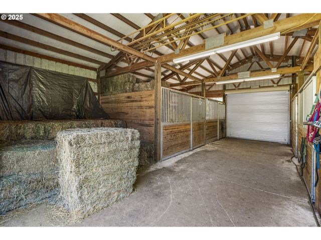 175 ELWOOD Rd, Castle Rock, WA 98611