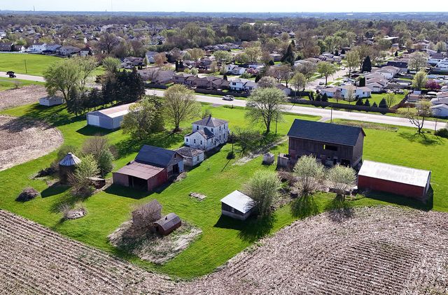 1758 S Briggs Street, Lockport, IL 60441