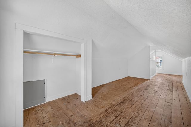 1146 56th Street, Des Moines, IA 50311