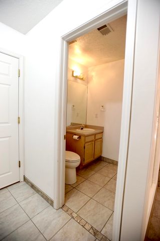 2900 Vista Del Rey NE 31B, Albuquerque, NM 87112