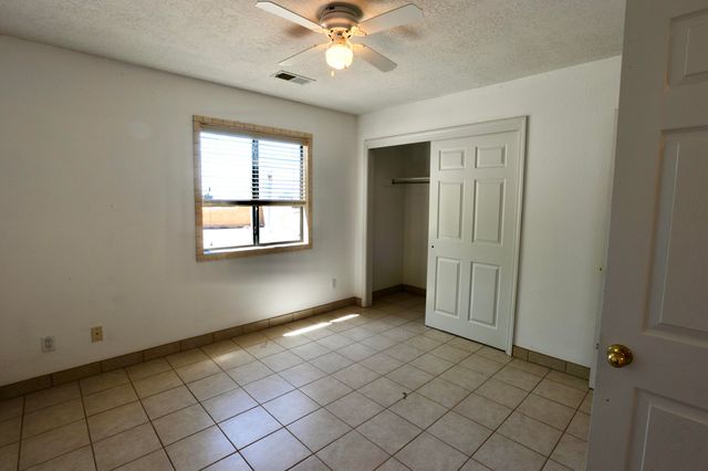 2900 Vista Del Rey NE 31B, Albuquerque, NM 87112