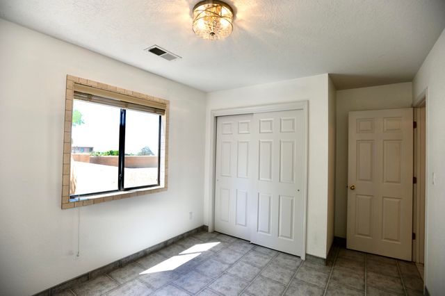 2900 Vista Del Rey NE 31B, Albuquerque, NM 87112