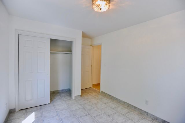 2900 Vista Del Rey NE 31B, Albuquerque, NM 87112